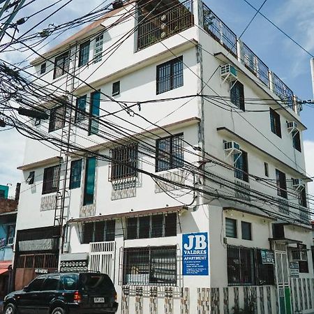 Jb Valdres Apartment Manila Luaran gambar