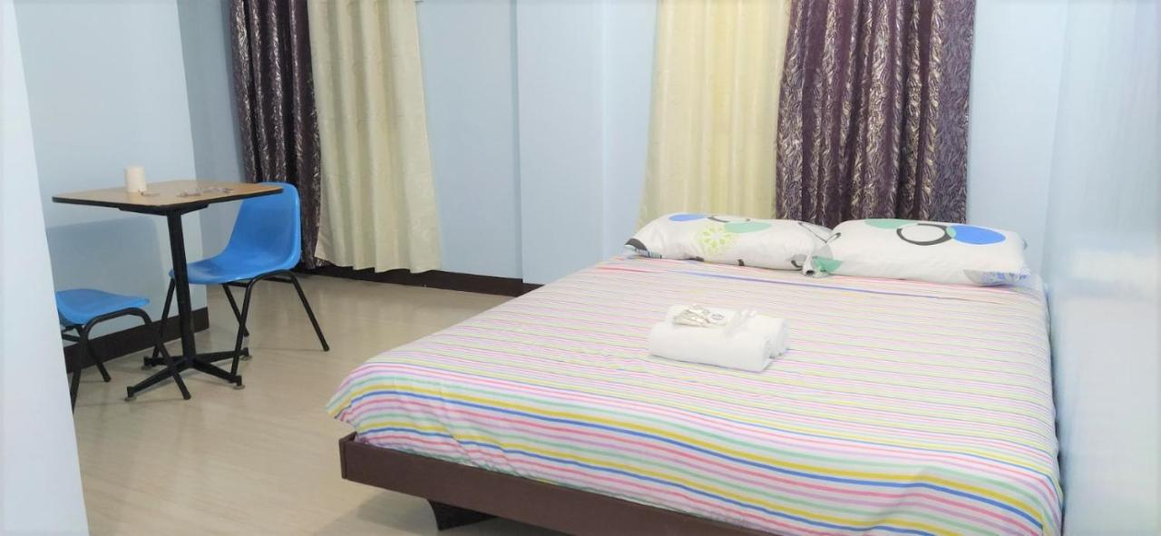 Jb Valdres Apartment Manila Luaran gambar